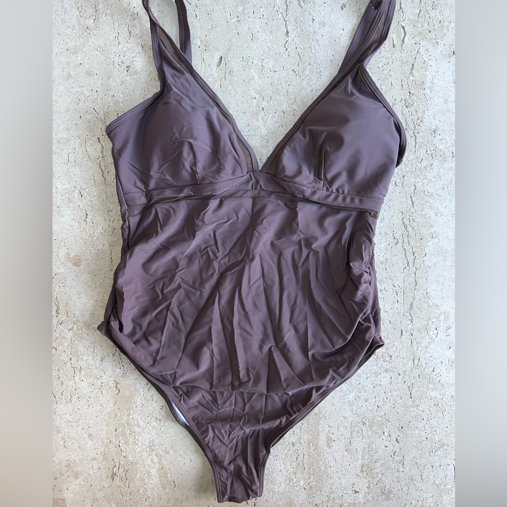 Zaful Mesh Accented One Piece Swimsuit Women’s XL 12-14